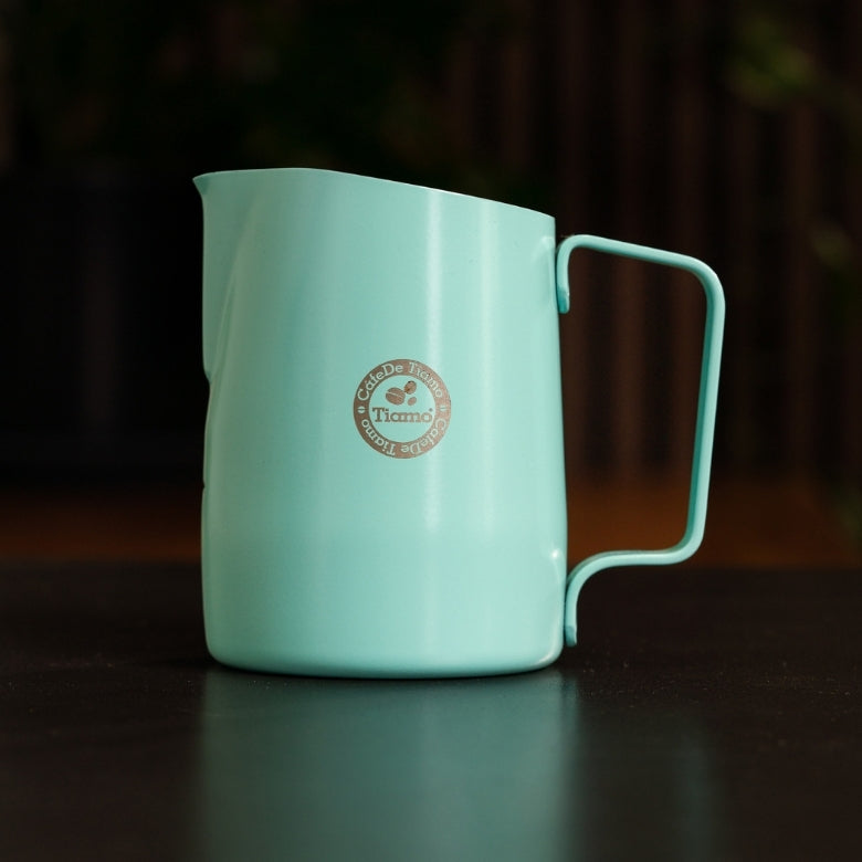 Tiamo Tapered Milk Jug Blue
